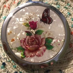 Beautiful floral compact mirror
